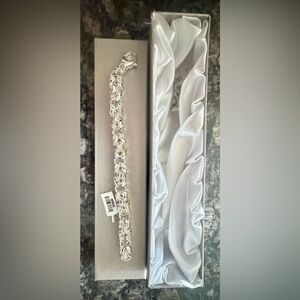 Italian Sterling Silver Bracelet (8.00 In) 30.3 Grams NEW IN SILVER GIFT BOX